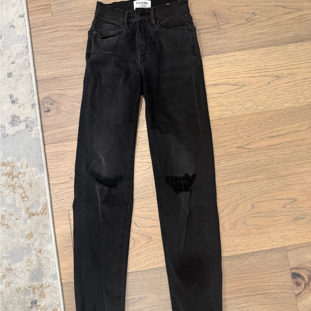 Frame Le Nouveau Straight Jeans